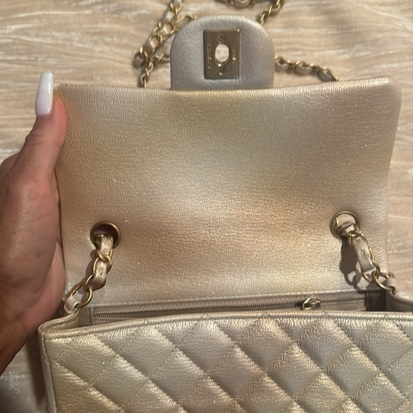 Absolutely stunning Chanelbag gold ombré , gold sparkle specs - Picture 3 of 13